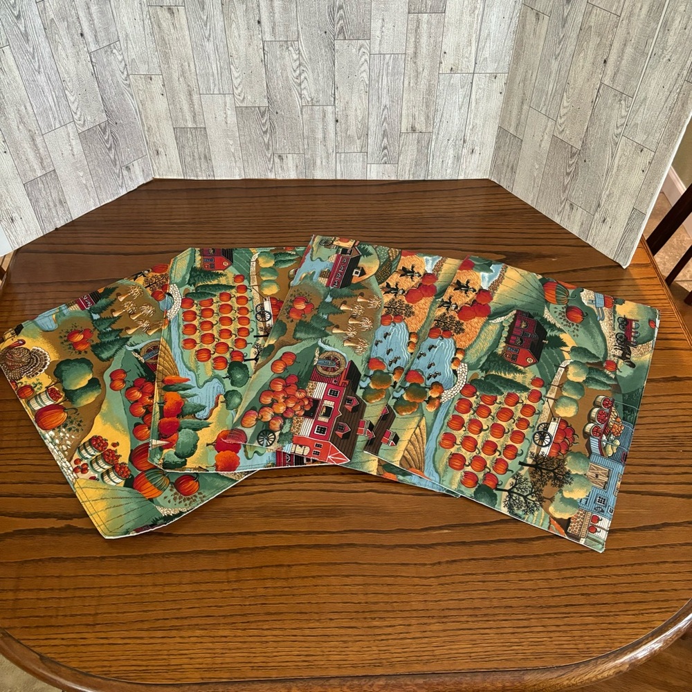 Placemats (4) Fabric, Thanksgiving,Country Farm, Farmhouse, Fall Foliage, Autumn